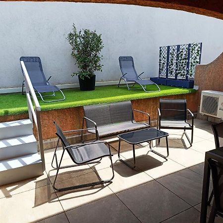 Appartement A 50 Metres De La Plage Frejus Exterior photo